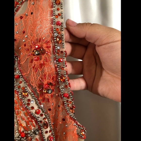 NWD Terani Couture embellished lace gown SZ 14 - Picture 4 of 8